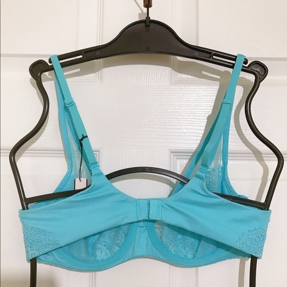 💖Victoria Secret Body by Victoria Unlined Demi - Picture 3 of 5